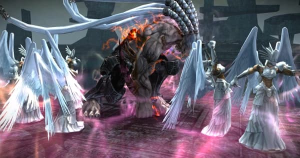 Рейдовое сражение в Lineage 2 Classic: огромный противник и крылатые стражи